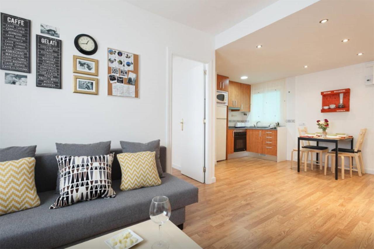 Bcn4Days Apartments โอสปิตาเล็ต เดอ โยเบรกัต ภายนอก รูปภาพ